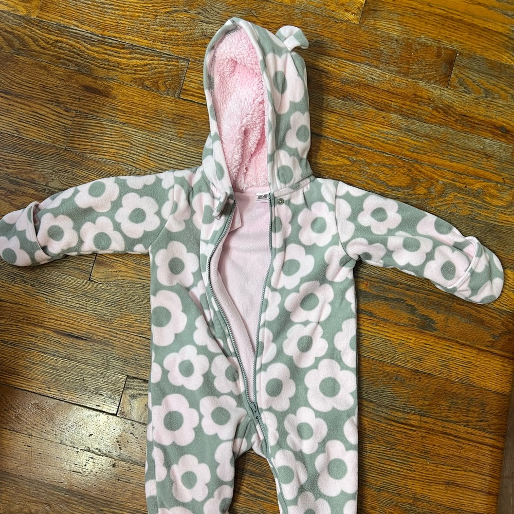 Carter’s Hooded Snowsuit/Pram, 9 Months